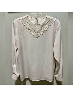 K B Lawrence White Long Sleeve Blouse - Pearl Embellishments - Sz 12 Vintage